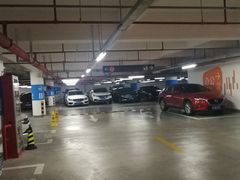 -旺墩道135融盛商务中心-停车场