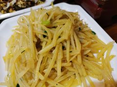 清炒土豆丝-临江餐馆二楼美食部落