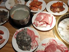 -韩京炭火烤肉自助料理(柯桥万达店)
