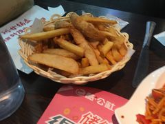 -酷公社·榴莲披萨(太原街店)