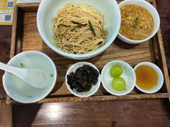 -蟹上黄·蟹黄面·江南糖水(人民广场店)