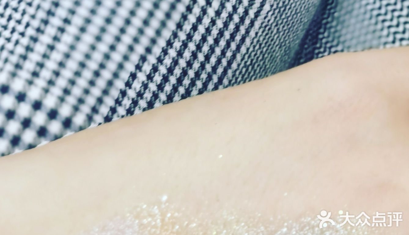 最闪的眼影了❤