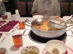 -八合里牛肉火锅(上海世茂广场店)