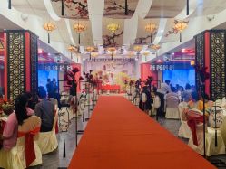 -甘井子区冠豪主题婚礼酒店宴会厅(机场店)