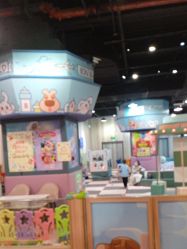 -卡通尼乐园(五彩世界店)
