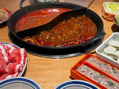 -三个四川人火锅(华联商厦店)