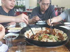 -皖北巫氏三胖地锅鸡(长淮总店)