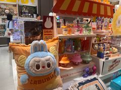 -泡泡玛特POPMART(世豪广场店)