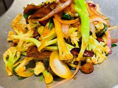 花菜炒肉片-新发现(苏州中心商场店)