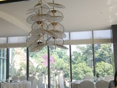 靠窗位-海湾壹品·粤菜·早茶·烤鸭(拱北店)