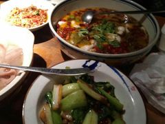 -洞庭土菜小炒馆(易发广场店)