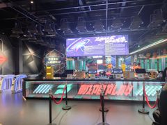 -极限PLAY运动娱乐新世界·团建派对潮玩休闲馆·室内蹦极高空游乐园