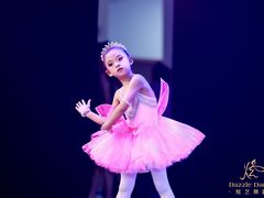 -炫艺舞蹈培训中心(枫尚奥特莱斯店)