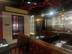 -高第街56号餐厅(泰安万达店)