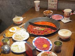 -萍姐火锅·公路夜市(武汉首店)