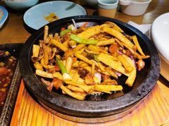 -九锅一堂酸菜鱼(石家庄先天下店)