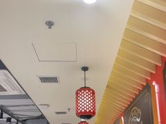 -八合里牛肉火锅(上海世茂广场店)