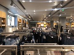 -H&M(华润万象城店)