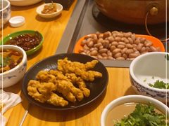 -洞庭洲·防空洞火锅·铜锅涮肉·烧烤(新百广场店)