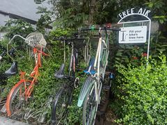 -ROAST coffee & eatery