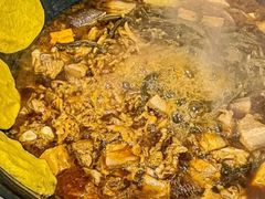 铁锅炖笨鸡-满堂春特色餐馆