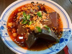 -肖四女乐山跷脚牛肉(南汇大学城生活广场店)