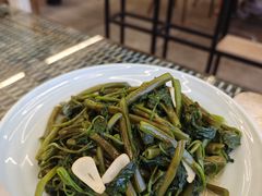 -去吃小龙虾·江湖菜·烧烤(南滨路店)