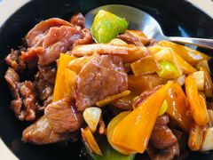 松茸酱香牦牛肉-丽江悦榕庄酒店-明月·雪山庭院餐厅