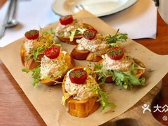 -秀伴韩式主题餐厅(泰龙城店)