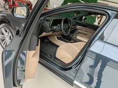 -凯迪拉克·上海百联沪通(汶水路店)