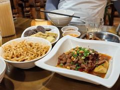 -88号小吃店·经典云南菜·地道纳西美食