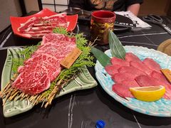 -山川小町·极番烧肉(新地假日广场店)