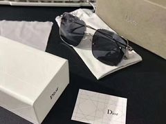 -DIOR迪奥(德基广场女装店)