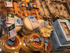 -卡滋贝诺动物奶油生日蛋糕(亚太潮尚店)