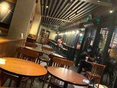 大堂-星巴克(西藏路店)