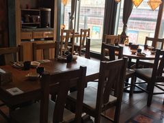 靠窗位-云海肴·汽锅鸡·云南菜(天山百盛优客店)