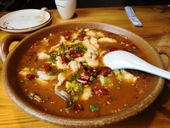 -东家小院金汤酸菜鱼(南阳路店)