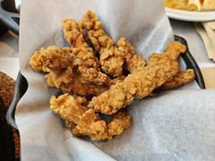 -必胜客(上海新南方商城PH店)
