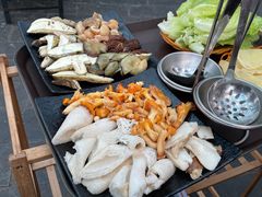 -蘑统田下·野生菌火锅