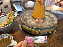 -毛辣果·贵州红酸汤牛肉火锅(西单店)