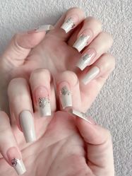 -FuFu美甲美睫
