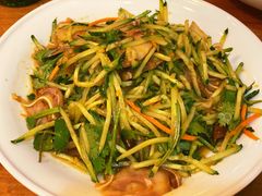猪耳朵-东北农家小院(定西路店)