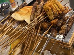 -烤满分·东北烧烤(首经贸店)