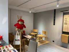 -目艮眼镜SHOWROOM(品牌集合店)