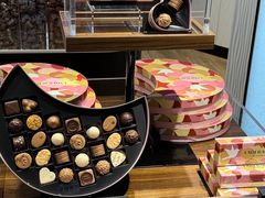 -Laderach 莱德拉(上海环贸iapm店)