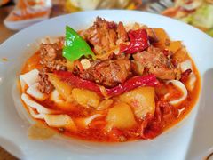 大盘鸡拌面-金莹丸子汤清真(朝外SOHO店)