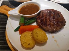 -斗牛士牛排餐厅(嘉里汇店)