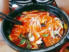-桥香园过桥米线(国贸店)