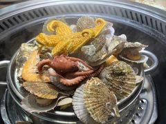 -锅老头海鲜铁锅炖