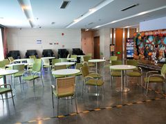 等候区-天幕新彩云国际影城(激光巨幕店)